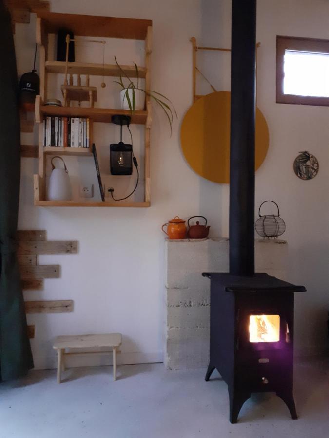Le Gite De La Cabane De L'Oiseau Couze-et-Saint-Front Bagian luar foto
