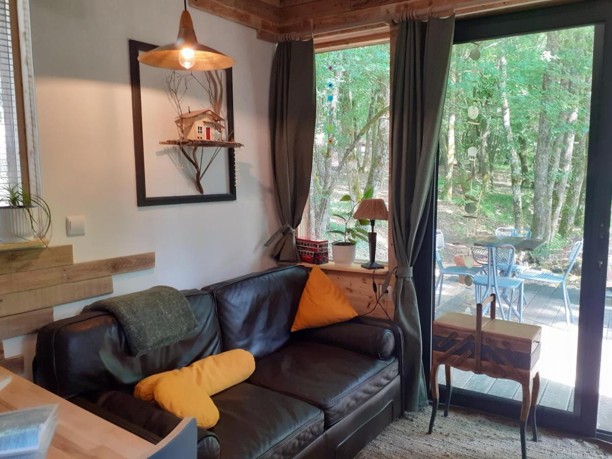 Le Gite De La Cabane De L'Oiseau Couze-et-Saint-Front Bagian luar foto