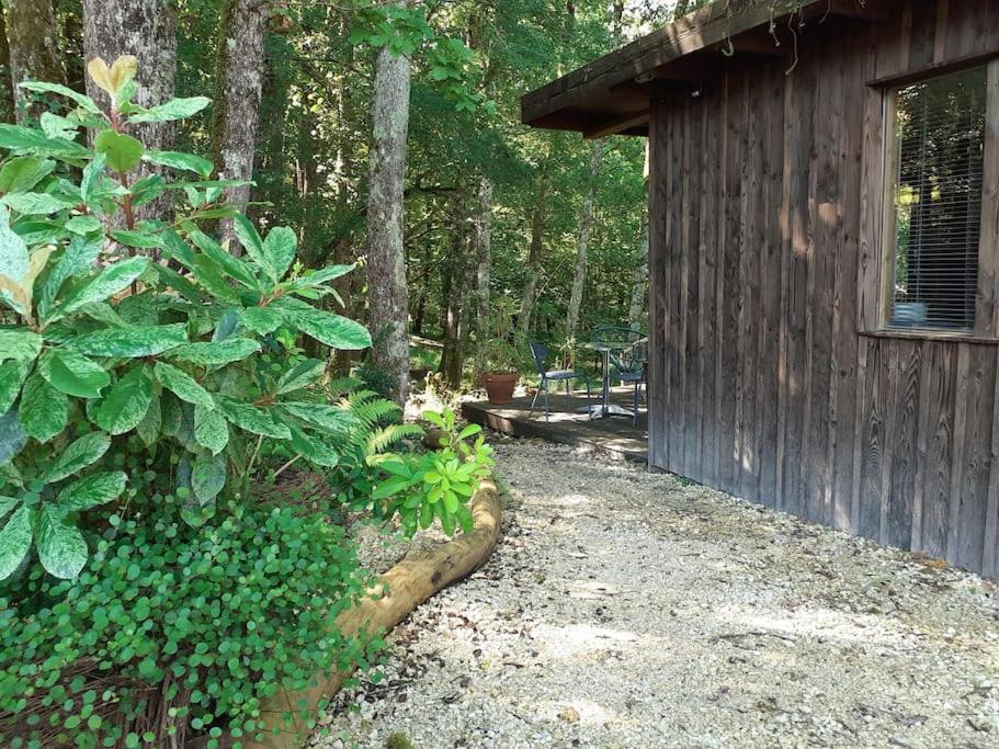Le Gite De La Cabane De L'Oiseau Couze-et-Saint-Front Bagian luar foto