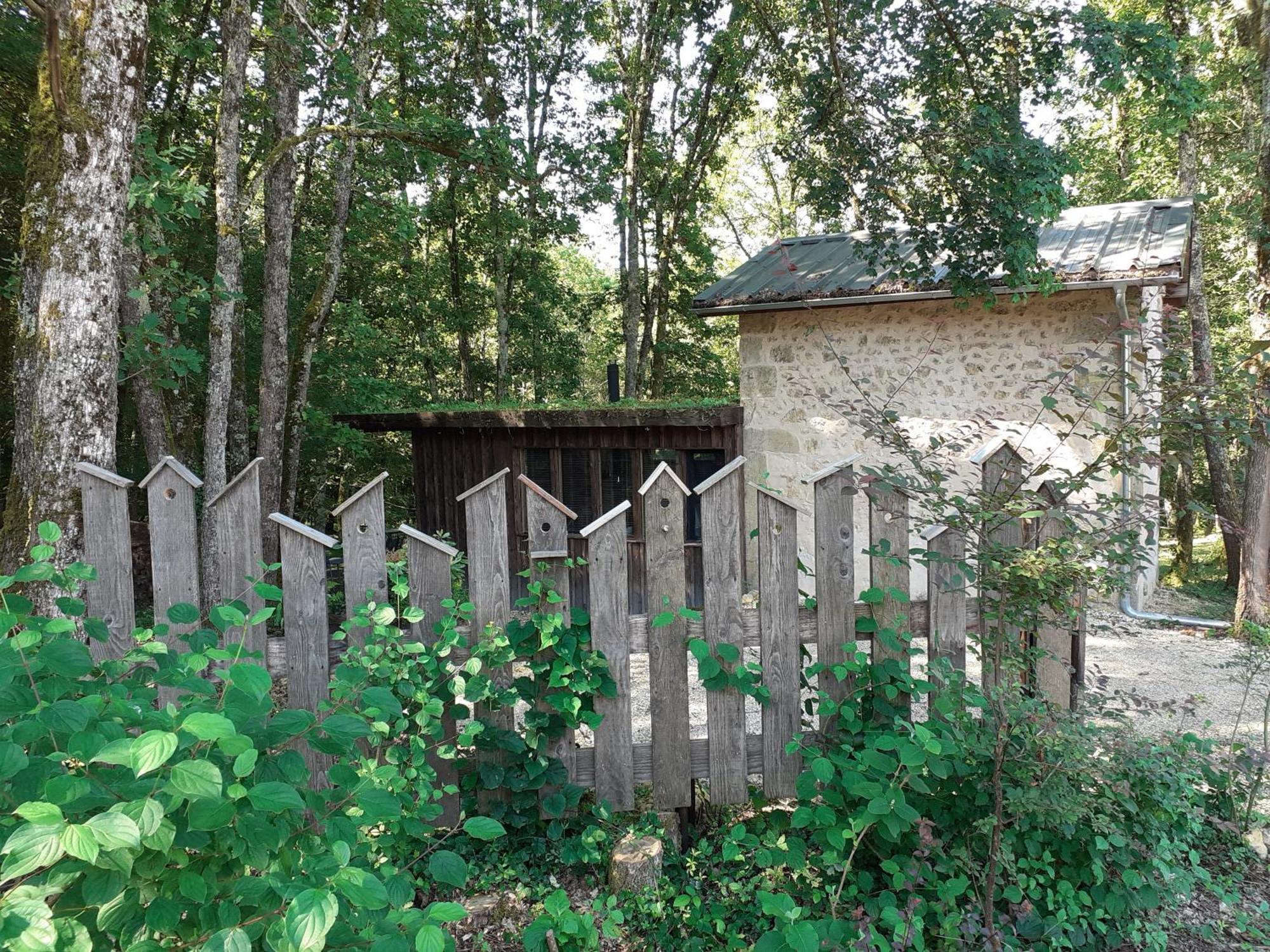 Le Gite De La Cabane De L'Oiseau Couze-et-Saint-Front Bagian luar foto